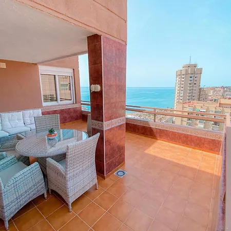 Nuevo Atico Con Piscina Privada Y Vistas Al Mar Apartment Fuengirola
